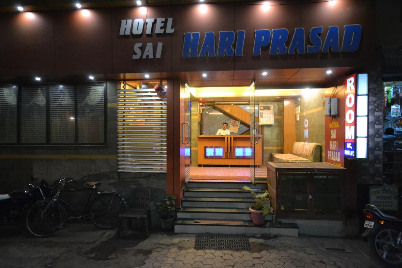 Hotel Sai Hari Prasad Shirdi Eksteriør billede